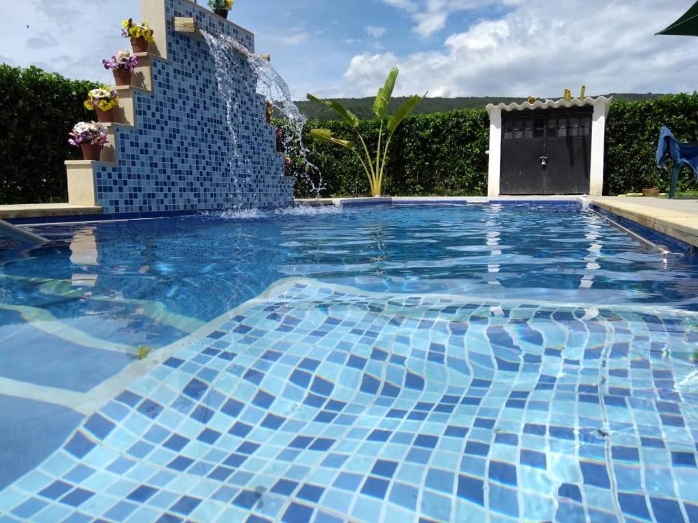 C&H Casa Campestre El Oasis Ricaurte Girardot住宿加早餐旅馆 外观 照片