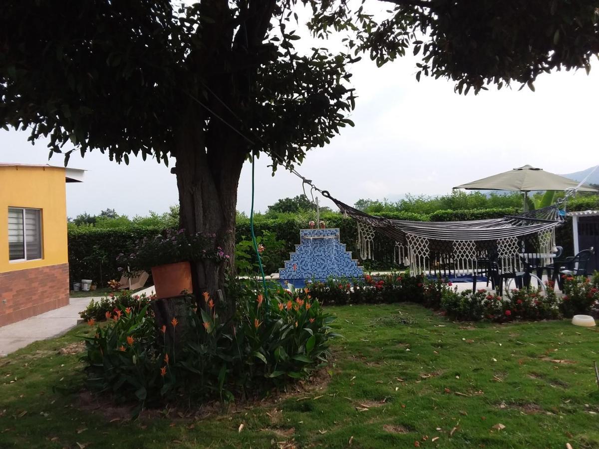 C&H Casa Campestre El Oasis Ricaurte Girardot住宿加早餐旅馆 外观 照片